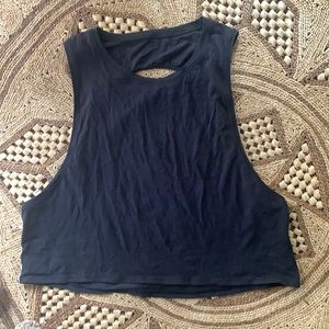 Lululemon key hole cropped tank